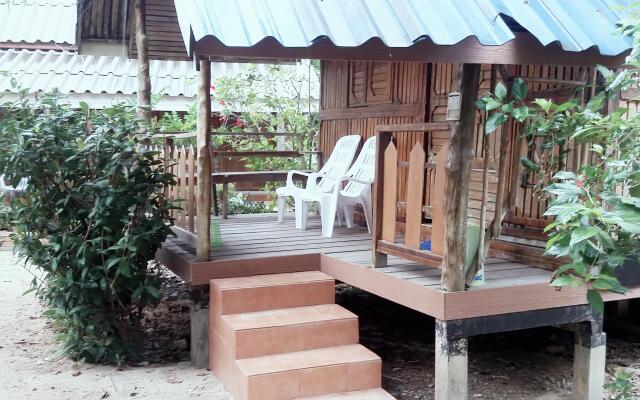 Lanta Valom Hideaway Resort