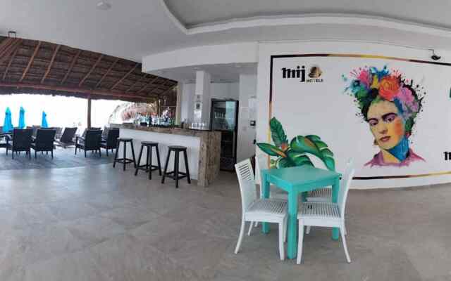 Playa Maya by MIJ - Beachfront Hotel