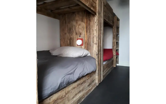 Ty Glyndwr Bunkhouse Bar and Cafe - Hostel