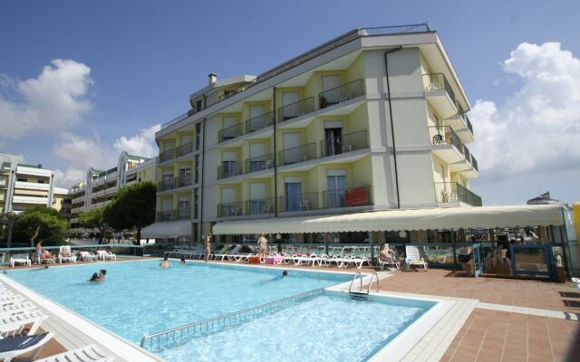 Hotel Touring