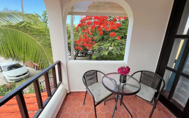 TROPICAL VILLAS playa LOS CORALES