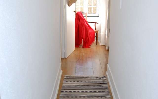 Villa Santa Iria by Portugal Portfolio