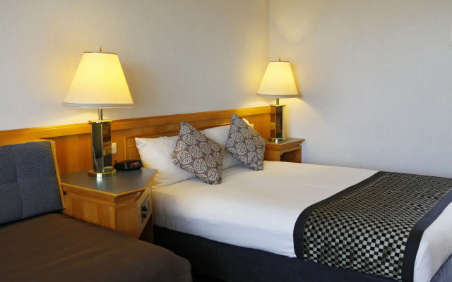 Bayside Geelong Hotel & Apartments, an Ascend Collection Hotel