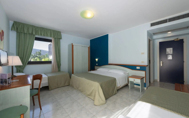 Atlantis Palace Hotel