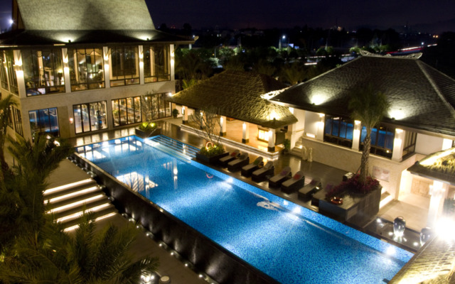 Riyuegu Hotsprings Resort