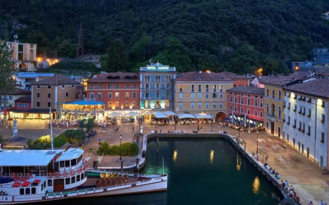 Hotel Europa Sky Pool & Panorama