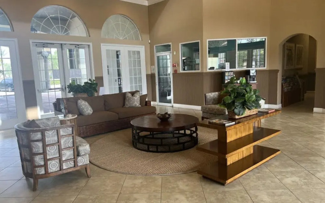 Private Pool Workspace Near All Attractions