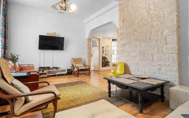 Penthouse Villa In The Heart Of Old Town Bucharest
