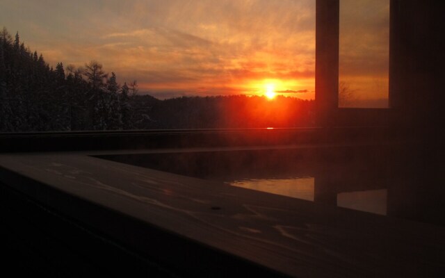 Hotel White Inn Kitashiga