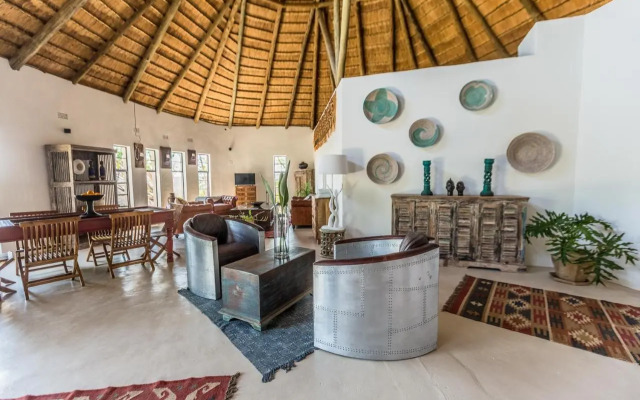 The Wild Blue Lodge SAFARI & SPA