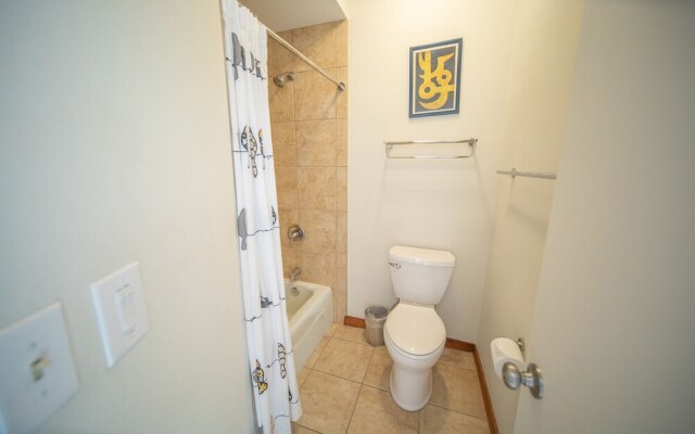 Tennis Townhomes 1309