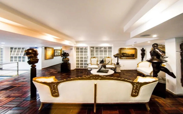 European Life Style Executive Suites & Gallery