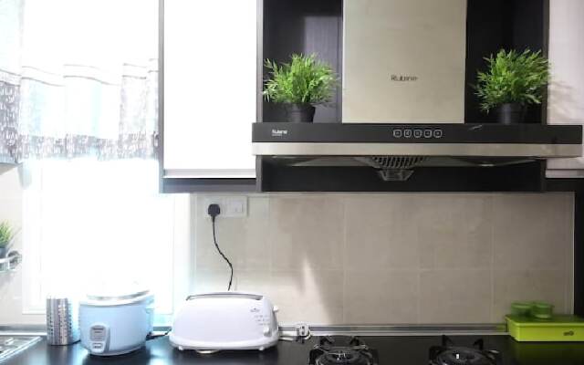 Dr. Shaz Summer House