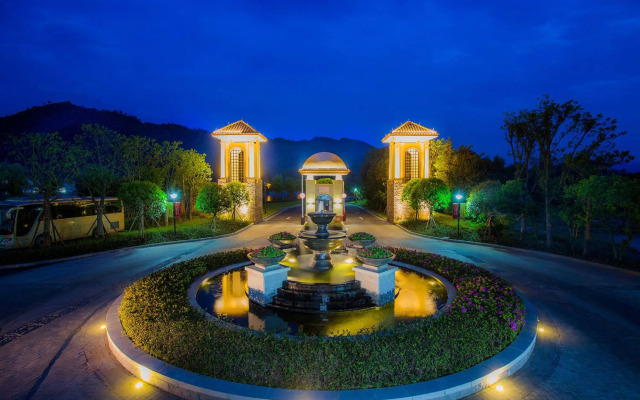 Narada Resort and Spa Anji