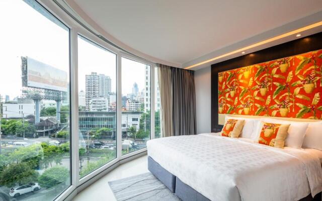 Hotel Clover Asoke