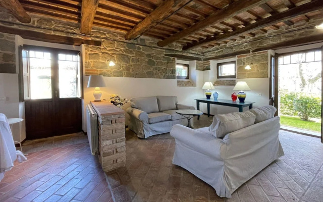 Spacious Holiday Home With Swimming Pool