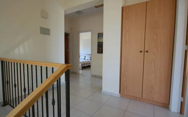 Nireas Seafront Villa