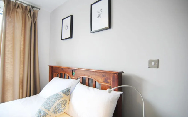 St Pancras Cosy Apartment - City Stay London