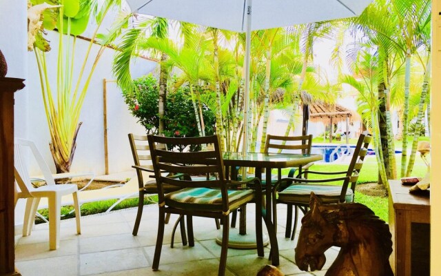 Room in B&B - Deluxe Family Comfort Balcony Room With Pool Playacar Ii