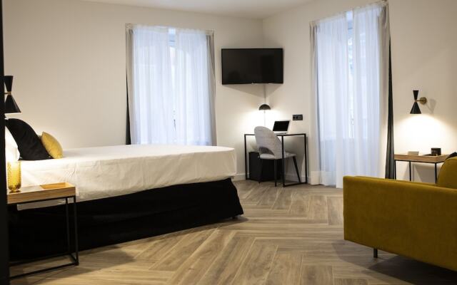 Comedias Rooms Hotel