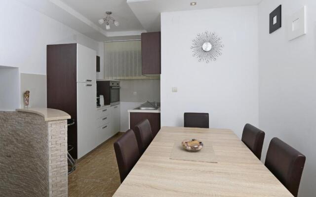 Apartments Intiv