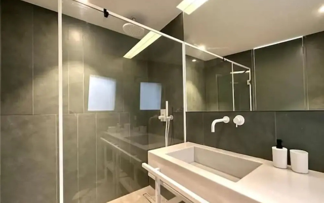 Main Suite