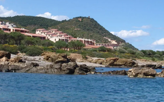 Camping Porto Corallo