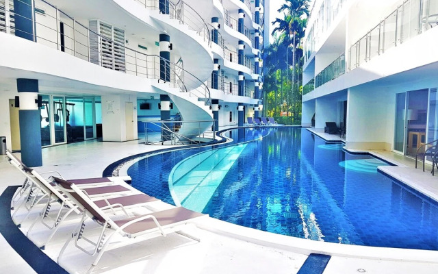 Sunset Plaza 1 Karon Beach by PHR