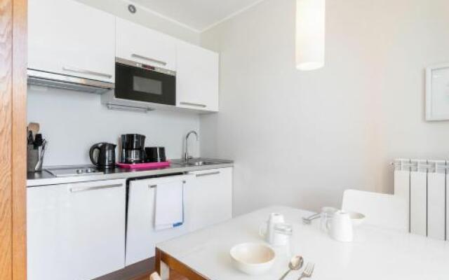 Rodrigo Lake Side Suite