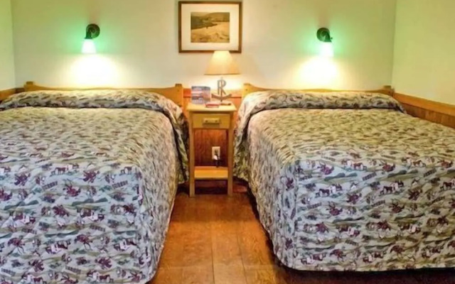 Roosevelt Lodge & Cabins