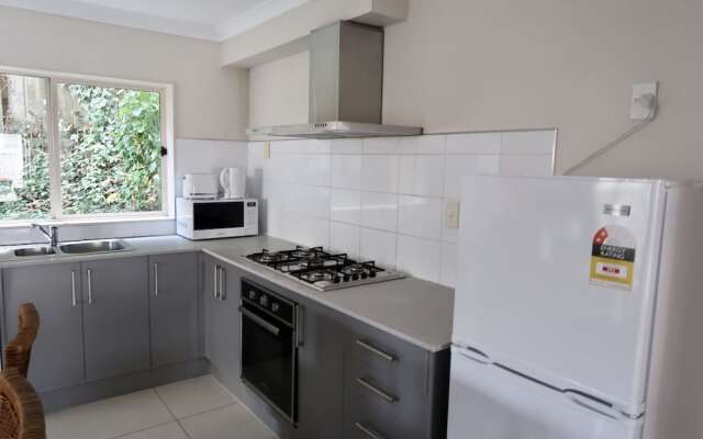 Arent Serviced House 82A Richardson Road
