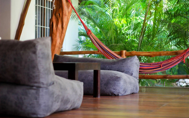 Living Hotel