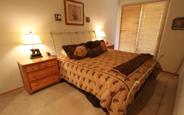 Snowcreek by Mammoth Reservations