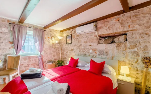Studio Apartments sv. Duje