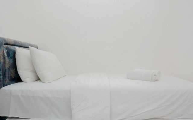 Comfy and Simply 2BR at Bassura City Apartment near Mall