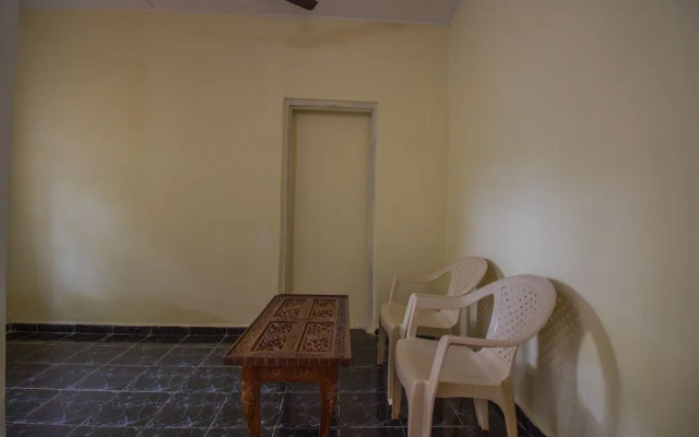 OYO Home 16483 Garden View 1BHK