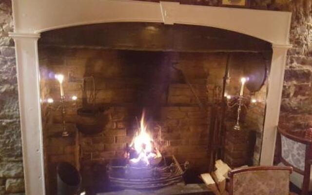 Finnegans Hostel and B&B Accommodation