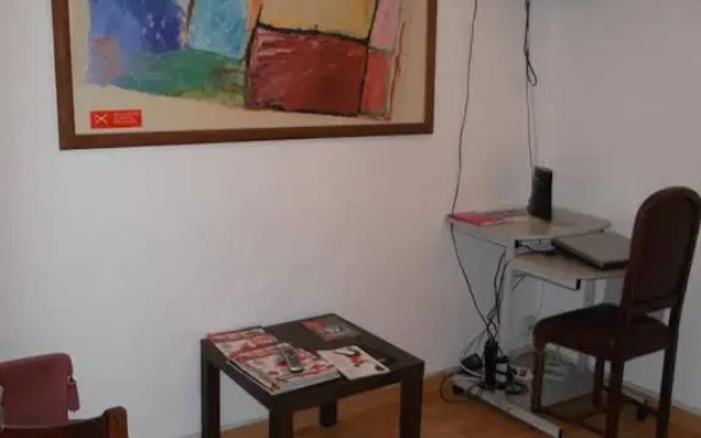 Low Cost Rooms