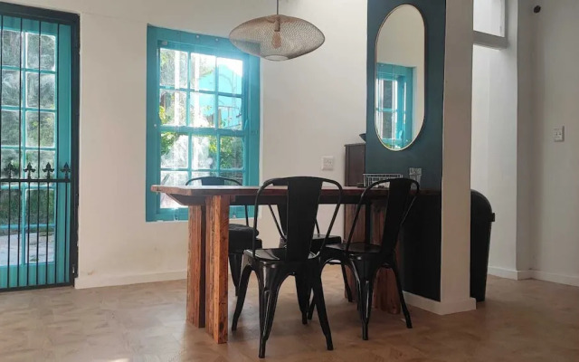 Purple Pearl at Bokaap