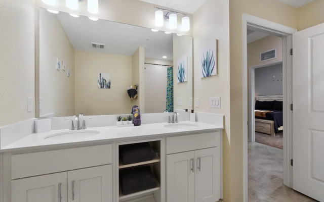 Storey Lake Sweet 2br Home 3121