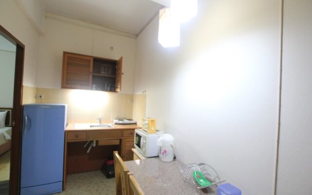 Little Nordic Cha Am Apartment