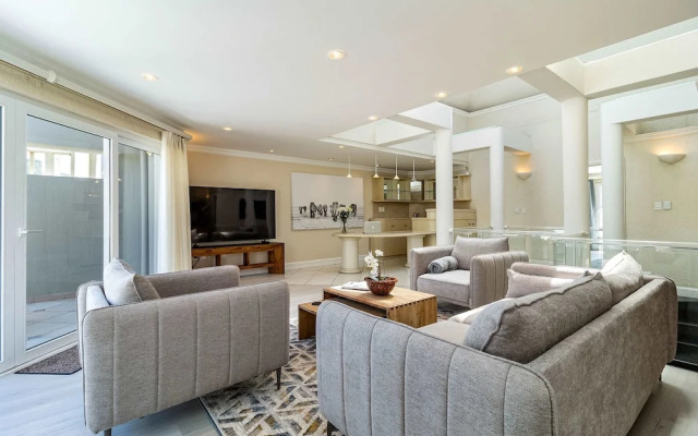 3 Bedroom Apartment - Beach Club