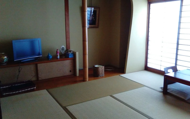 Sarasaya Ryokan