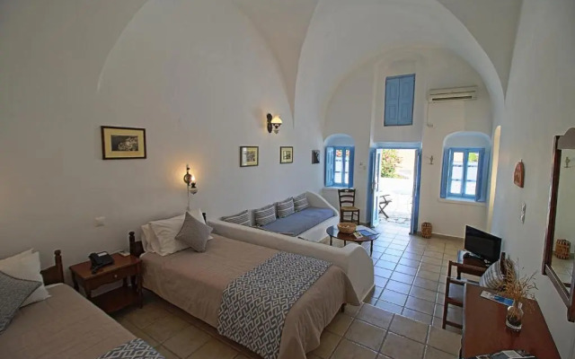 Aethrio Sunset Village Hotel