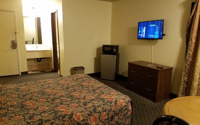 Travel Time Motel