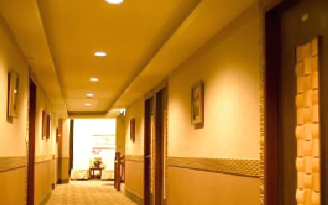 Li Chih Thanl Thuei Hot Spring & Resort