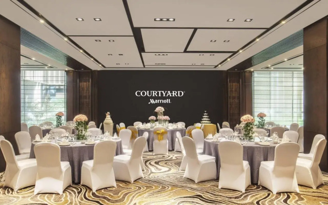 Courtyard Shanghai International Tourism and Resorts Zone