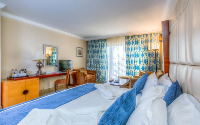 Porto Matrouh Beach Resort