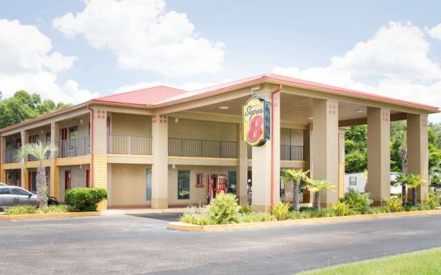 Super 8 by Wyndham Defuniak Springs