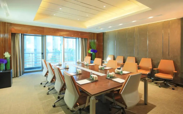 Huafa Exhibition Executive Aparthotel